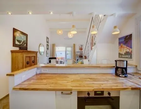 아파트 Tres Bel Climatise Terrasse Et Vue 방돌